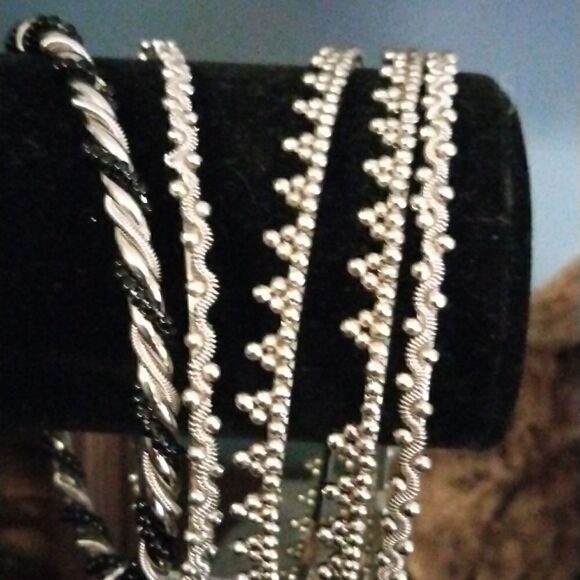 Bangle bracelets   - Picture 2 of 3